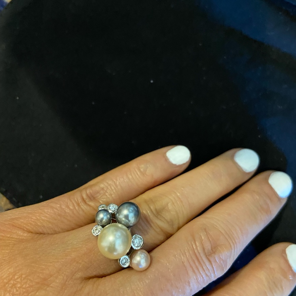 Lady classy ring